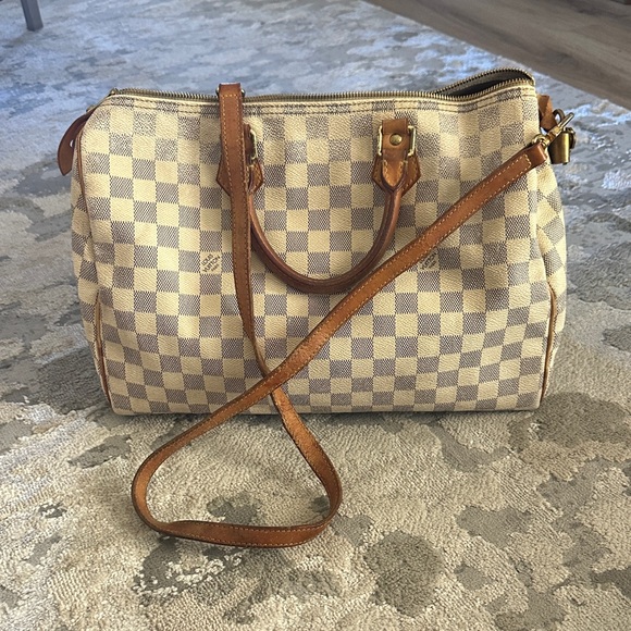 Louis Vuitton Checkered Crossbody Bag with Tan Accents - Picture 1 of 9